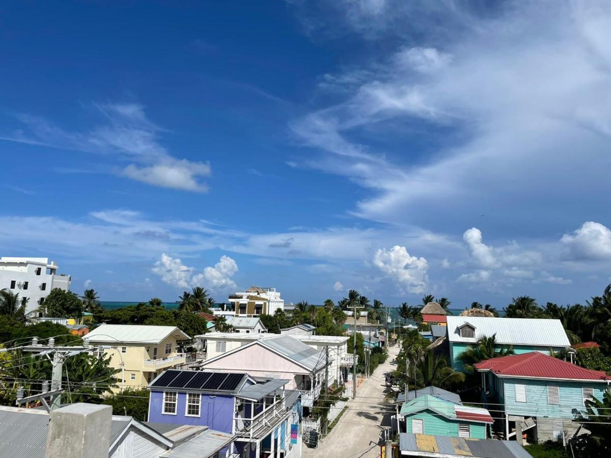 Sky Inn Caye Caulker Exterior photo