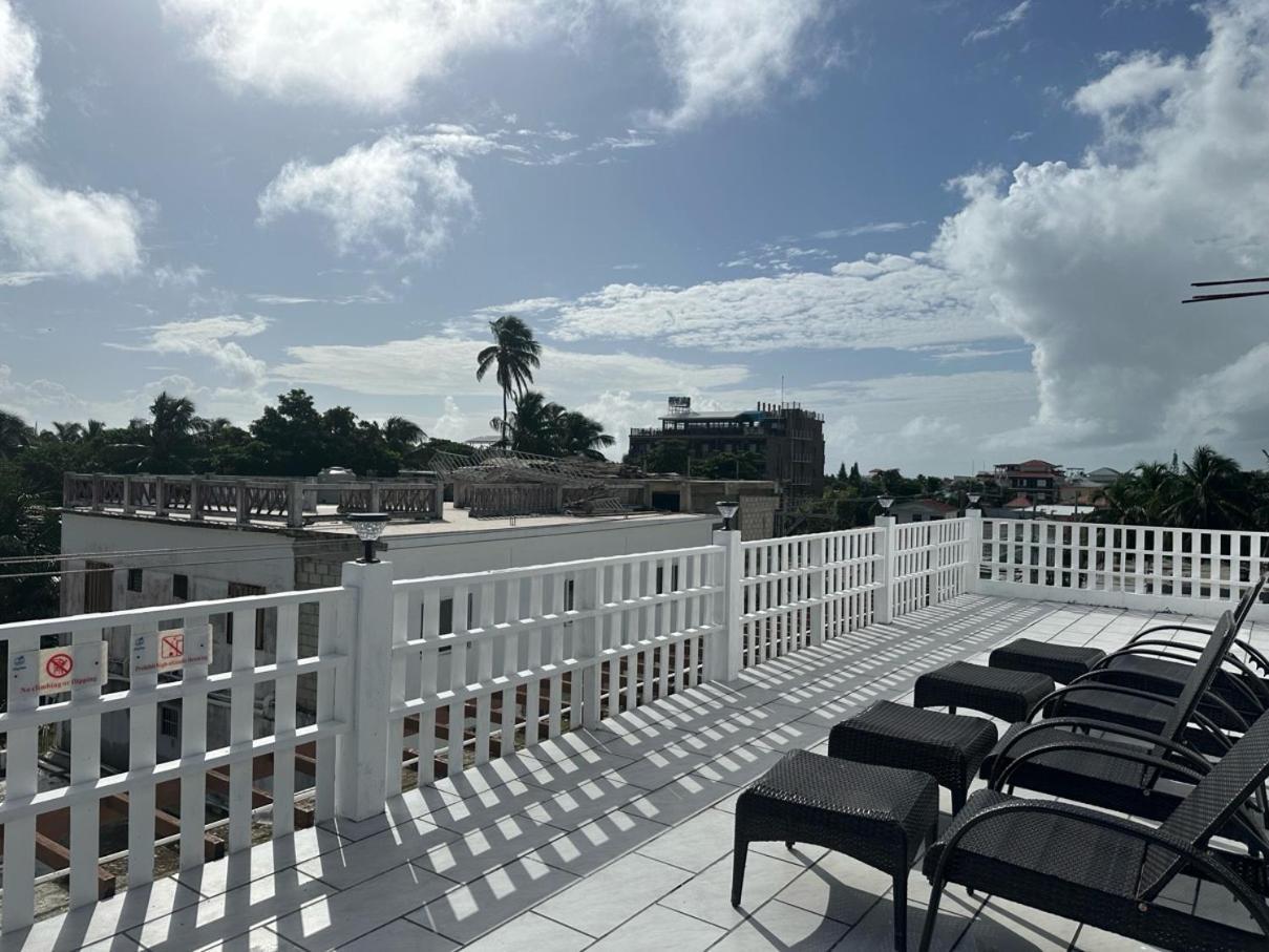 Sky Inn Caye Caulker Exterior photo